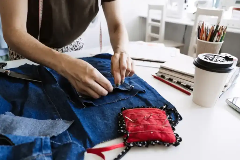 Daniel Madariaga Promotes the Use of Biomaterials to Accelerate Sustainable Fashion